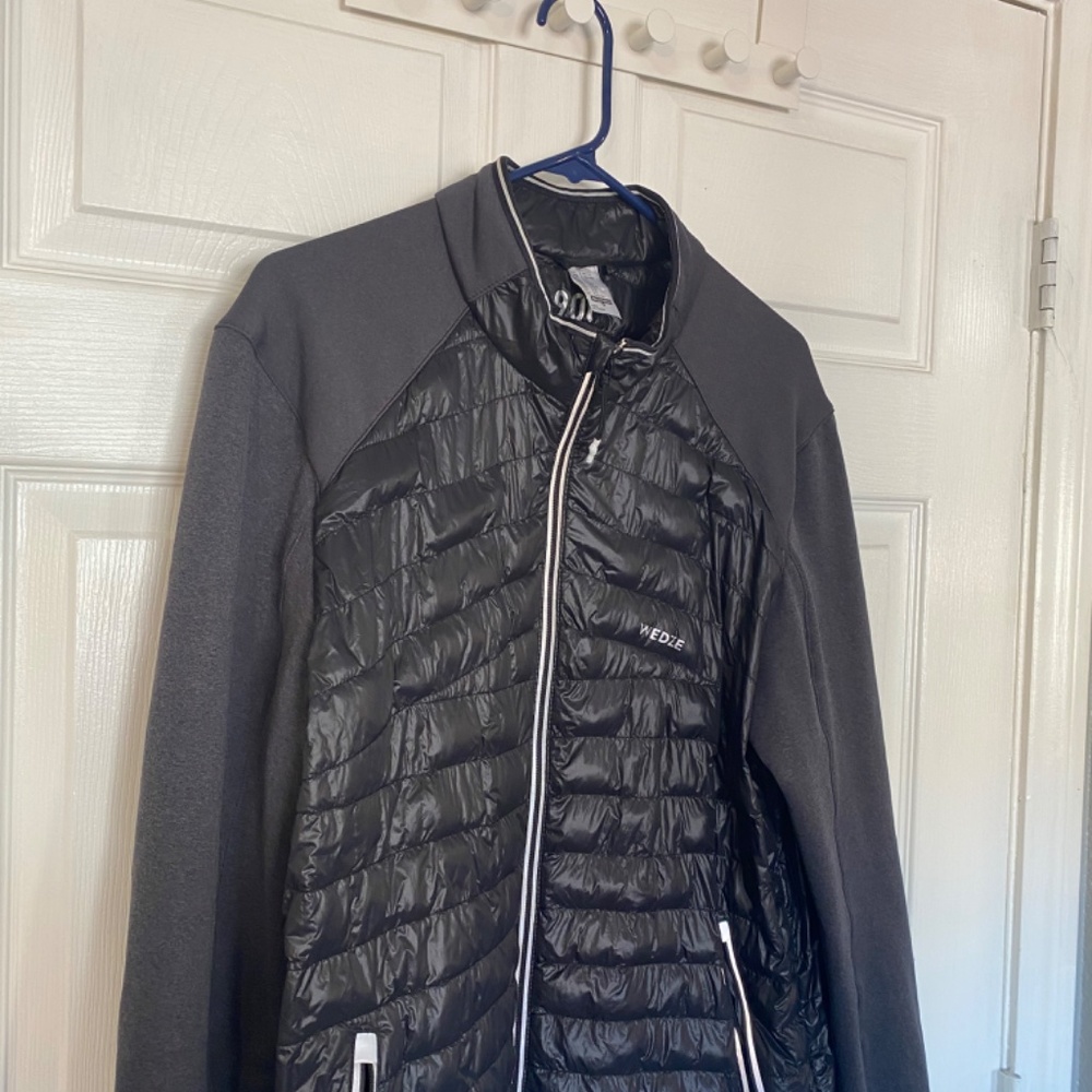 900 • Lightweight Athletic Performance Jacket - Picture 5 of 11